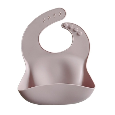 Botão de fechamento Bebê de silicone bib logotipo personalizado Bebê Bibs de alimentação